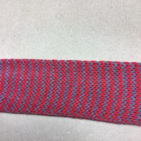 Tubestrik stribet zig zag rød/grå 60mm x 1m